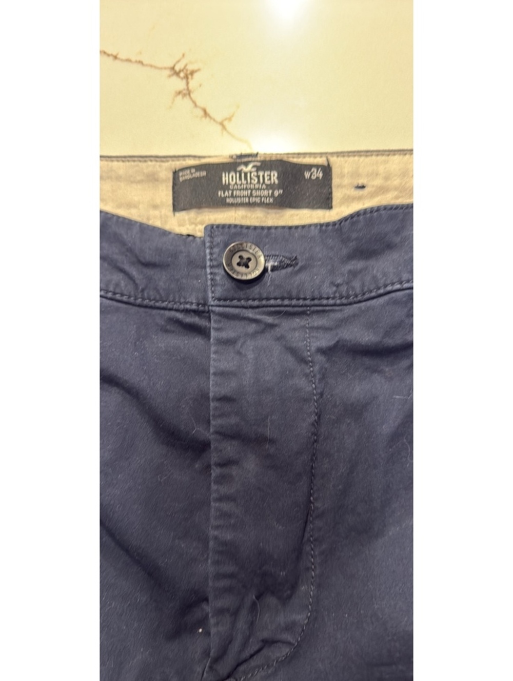 Hollister Flat Front Short 9" Sz 34
